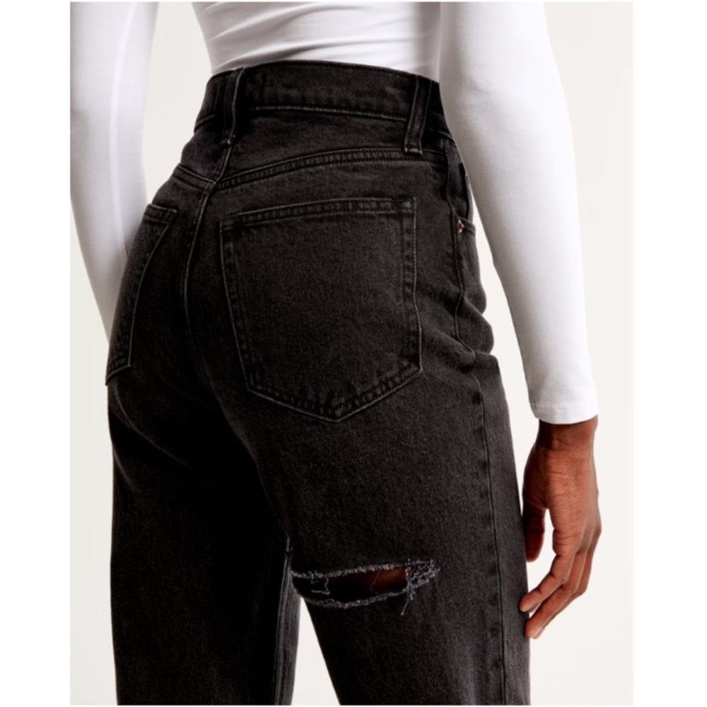 Abercrombie & Fitch Curve Love Ultra High Rise 90s Straight Jean 26R regular - Picture 2 of 5